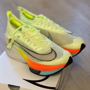 Nike Air Zoom Alphafly NEXT% Flyknit Womens 8.5/ Mens 7